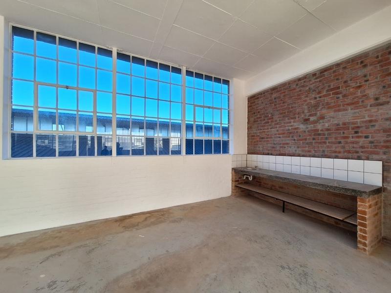 To Let Commercial Property for Rent in Diep River Western Cape